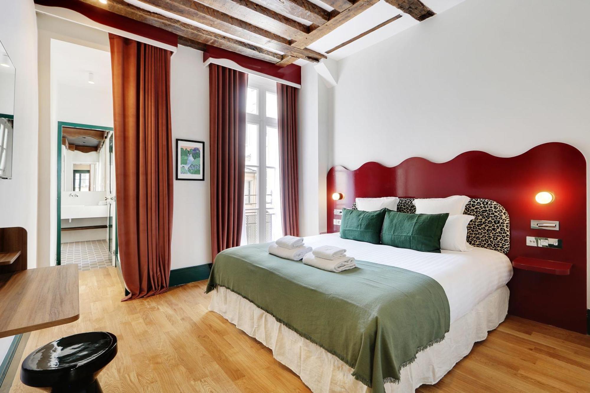Collection Serviced In Notre Dame - Rue Savoie Apartamento Paris